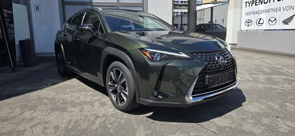 Car image 2