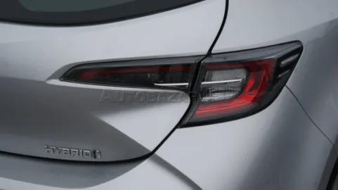 Car image 30