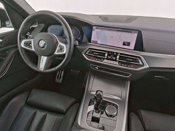 BMW X5 M50i xDrive 390 kW image number 13