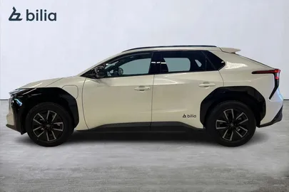 Car image 5