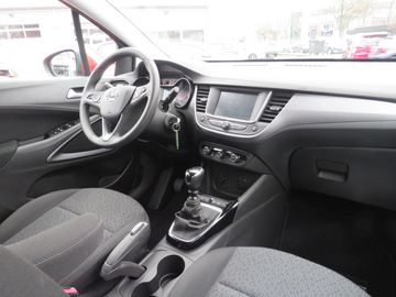 Car image 11