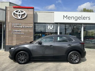 Car image 5