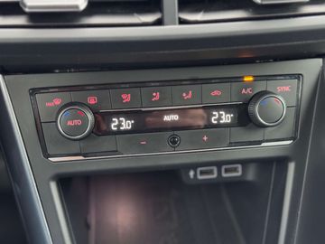 Car image 41