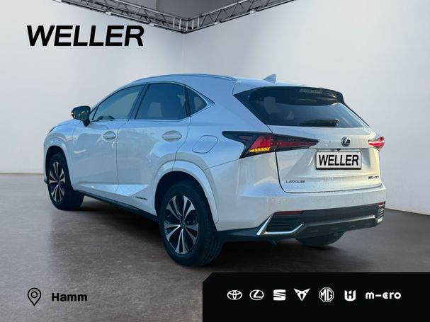 Lexus NX 300 H 145 kW image number 3