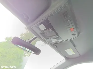 Car image 39
