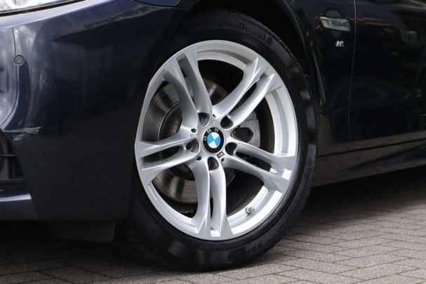 BMW 520i Touring 135 kW image number 6