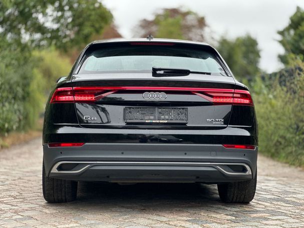 Audi Q8 50 TDI quattro 210 kW image number 7