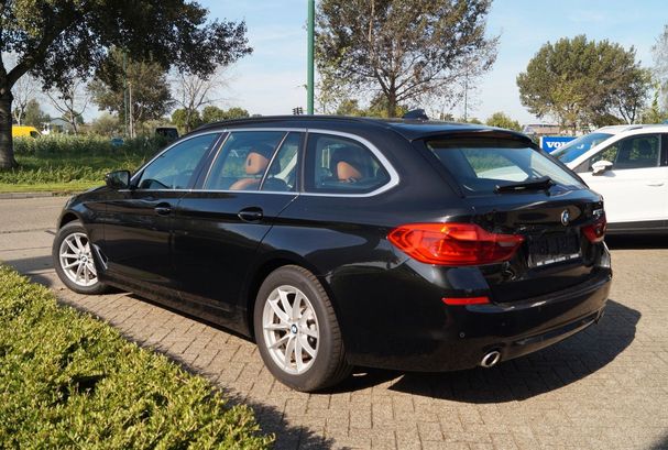 BMW 520d Touring 140 kW image number 3