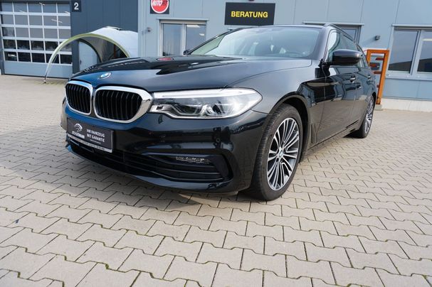 BMW 530d Touring 195 kW image number 1