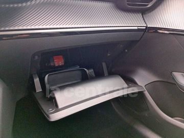 Car image 38