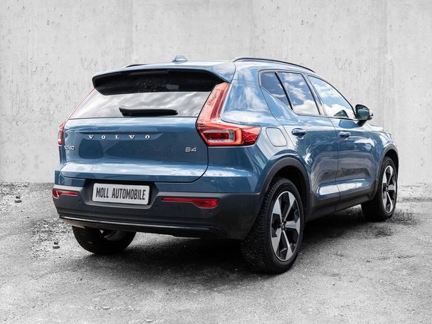 Volvo XC40 B4 Plus Dark 145 kW image number 2