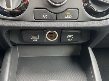 Car image 31