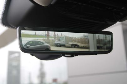 Car image 37