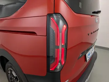 Car image 47