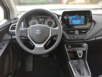 Car image 9