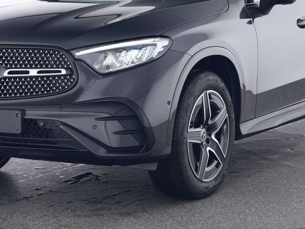 Mercedes-Benz GLC 300 e AMG Line 230 kW image number 4