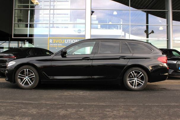 BMW 330e Touring M Sport 215 kW image number 4