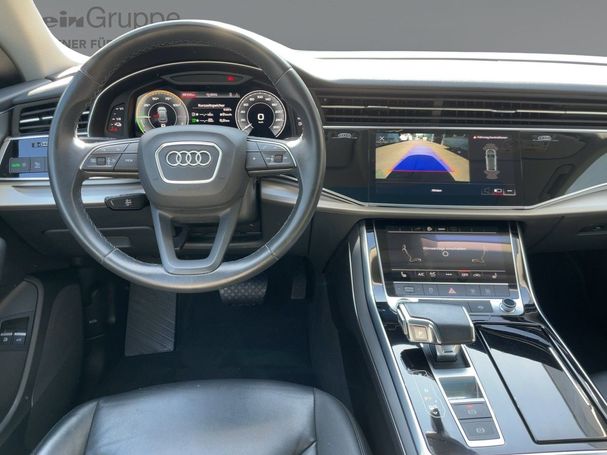 Audi Q8 55 TFSIe quattro 280 kW image number 9