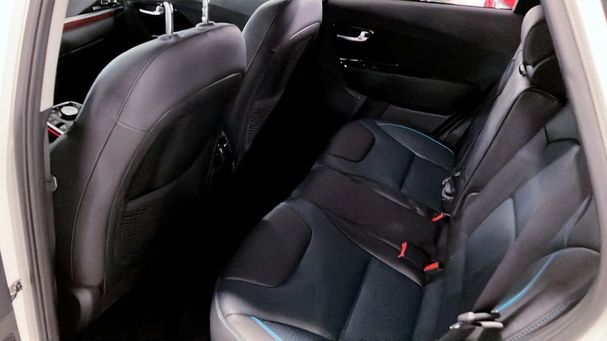 Kia Niro e 150 kW image number 9