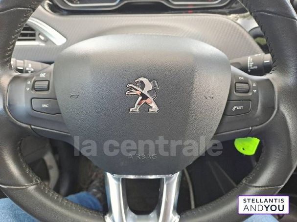 Peugeot 2008 PureTech 82 Style 60 kW image number 17