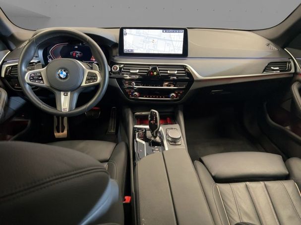 BMW 530d Touring xDrive 210 kW image number 9