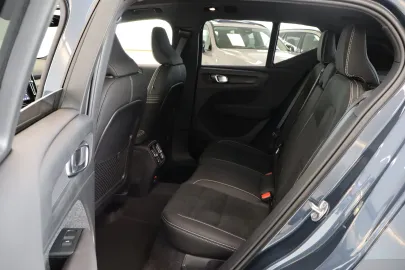 Car image 50