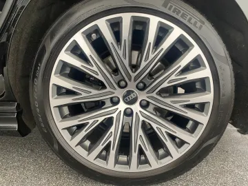 Car image 39