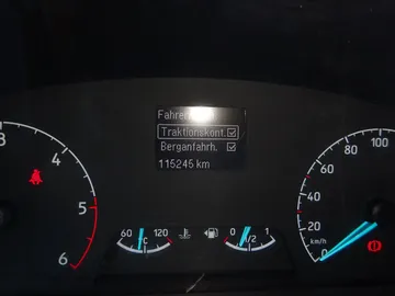 Car image 35