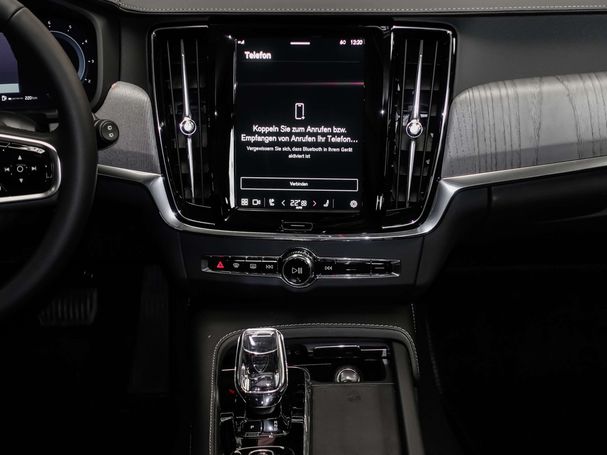 Volvo V90 B4 Plus 145 kW image number 10