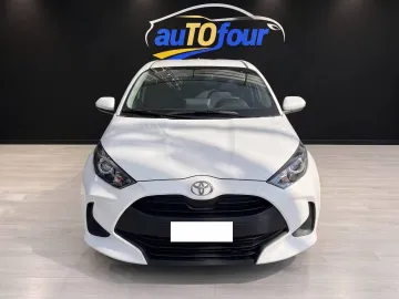 Car image 3