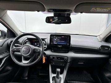 Car image 26