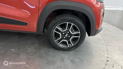 Car image 20