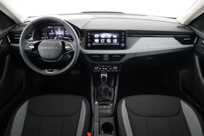 Car image 30