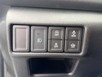 Car image 27