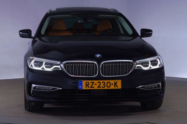 BMW 540i Touring xDrive 250 kW image number 32