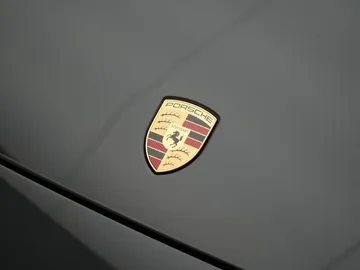 Car image 48