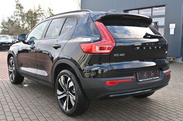 Volvo XC40 B4 Dark DKG Ultimate 145 kW image number 4