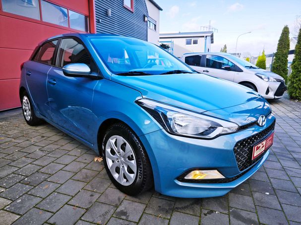 Hyundai i20 Blue 1.2 55 kW image number 2