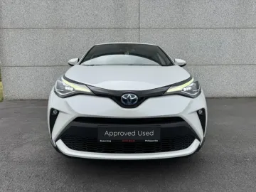 Car image 3