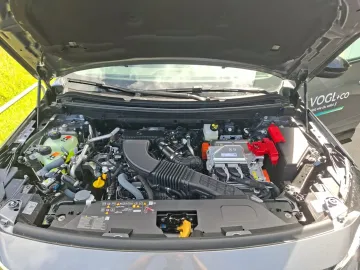Car image 19