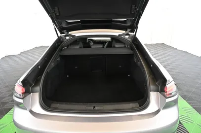 Car image 35