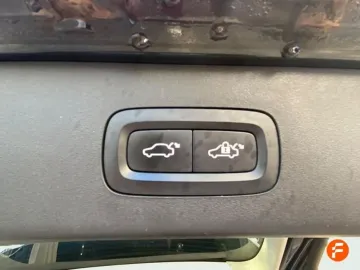 Car image 36