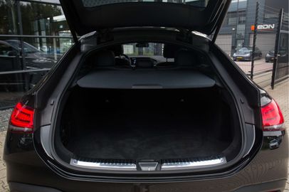 Car image 38