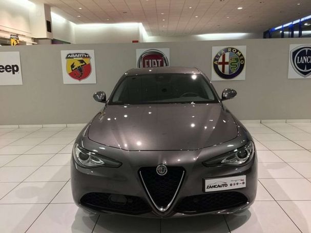 Alfa Romeo Giulia 2.2 Diesel AT8 Business 118 kW image number 3