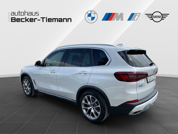 BMW X5 xDrive30d 195 kW image number 4