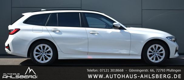 BMW 320i Touring 135 kW image number 3