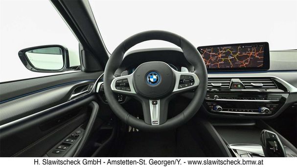 BMW 530 Touring xDrive 185 kW image number 19