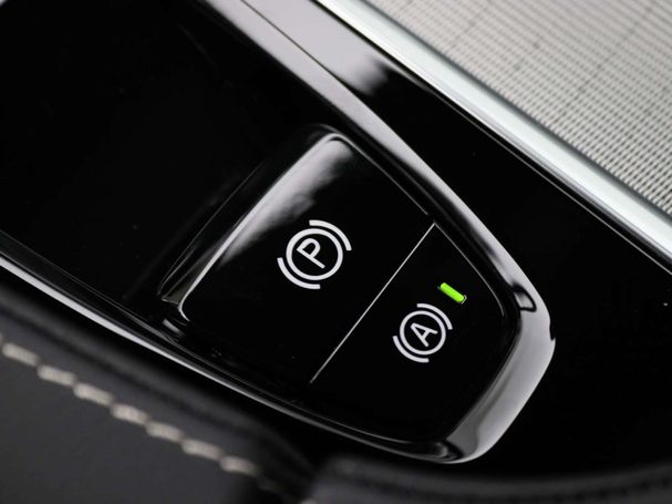 Volvo XC90 T8 Recharge AWD 335 kW image number 33