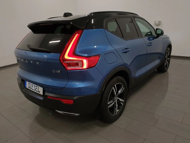 Volvo XC40 D4 AWD R-Design 140 kW image number 6