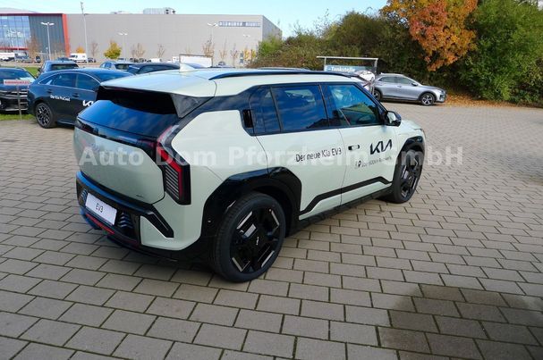 Kia EV3 kWh GT-Line 150 kW image number 1